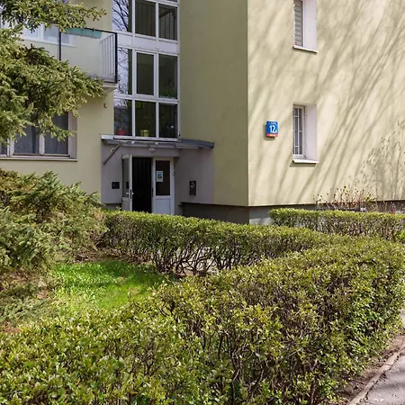 Cosy & Bright With Parking By Renters Apartment Warsaw